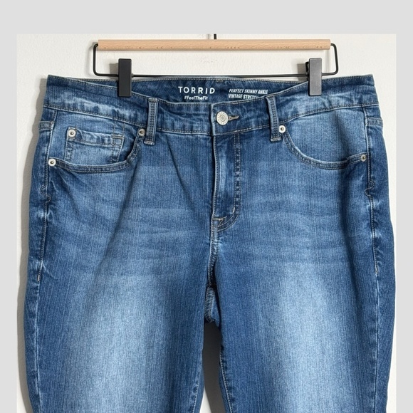 Torrid Perfect Skinny Ankle Vintage Stretch Jeans Mid Rise Denim Jeans Size 12R - Picture 6 of 13